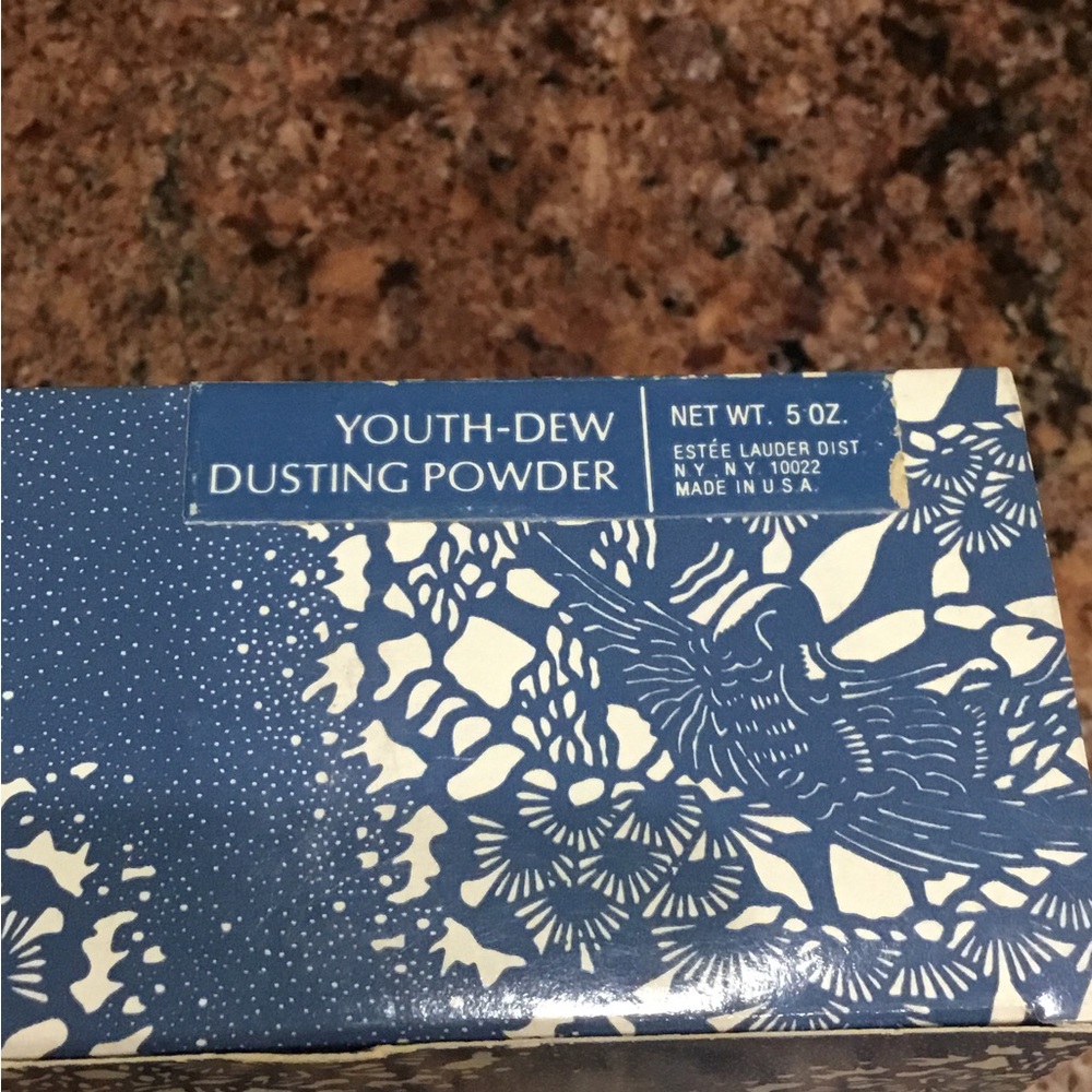 Vintage Estee Lauder Youth-Dew Dusting Powder with Gold Monogram - 5 Oz. - New - Picture 3 of 6